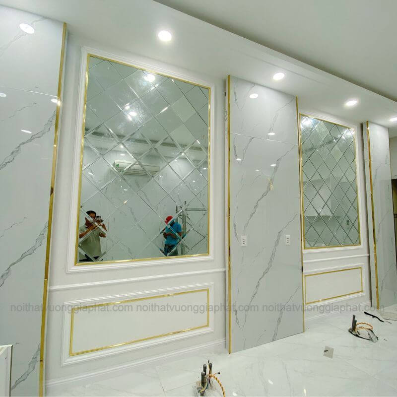 Thi công tấm PVC vân đá tại Chợ Gạo 9 guong trang tri 2 2